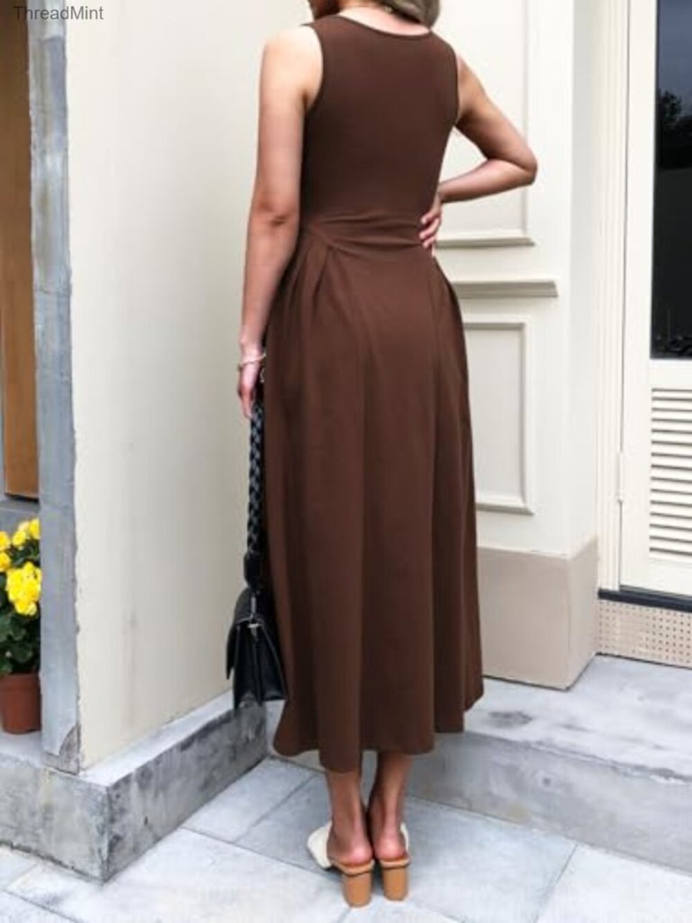 Sleeveless V-Neck Midi A-Line Dress with Pockets, Flowy Swing Sundress, Pleated - Picture 4 of 7